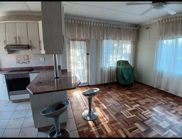 2 BEDROOM PROPERTY TO RENT IN UVONGO
